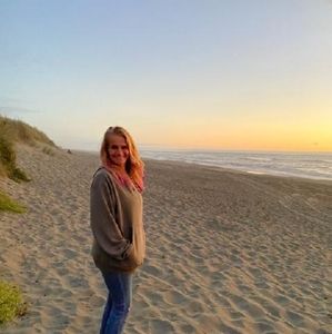 Meet your Posher, Janine